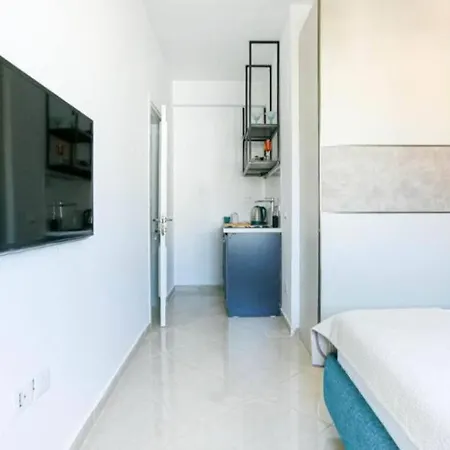 Luxury 3 In Apartment
